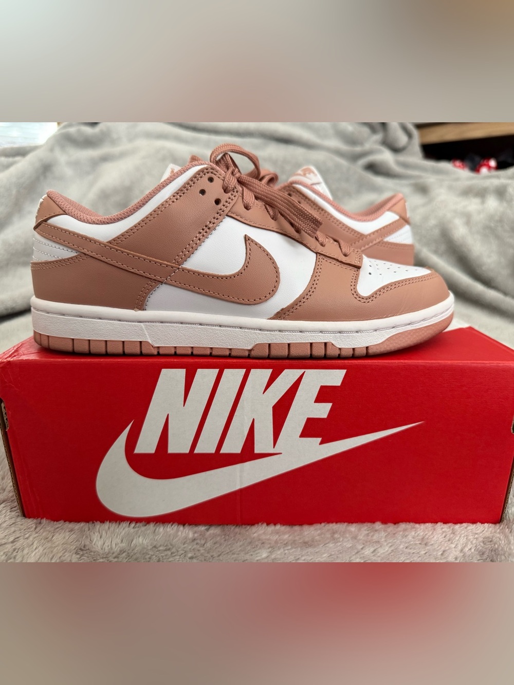 Nike Women’s Dunk Low, Size 7